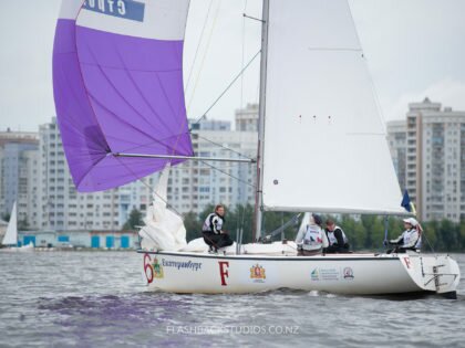 Another Suspenseful Day at the World Championship